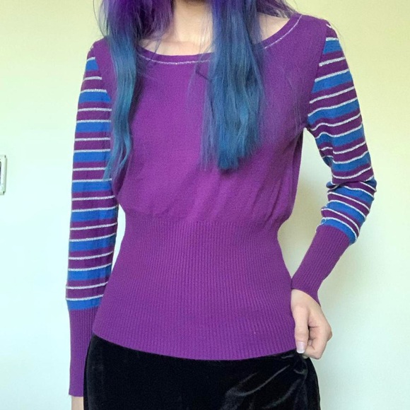 Y2k Tommy Girl sweater - Picture 2 of 4